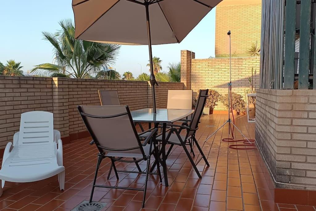 Millys House Junto A Feria Real * Málaga